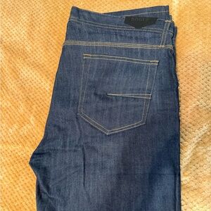 Rogue Blue Straight Jeans Classic Style